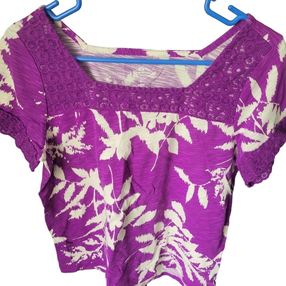 St. John's Bay Shirt - Picture 3 of 6